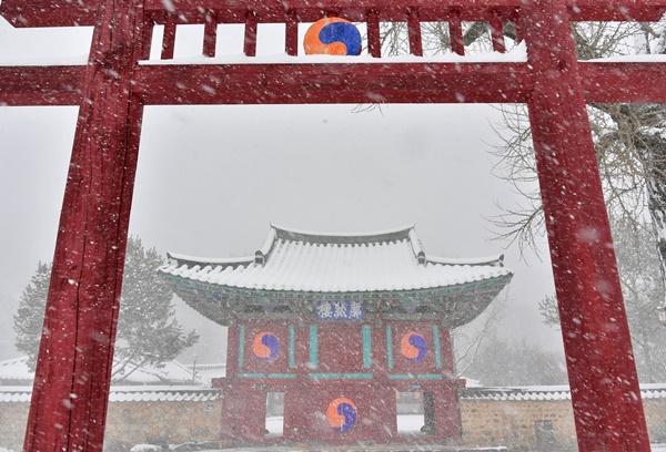 (재)한국의서원 통합보존관리단 주최 홍보콘텐츠 공모전에서 우수상을 수상한 '장성 필암서원의 겨울'. ⓒ전남 장성군청 제공