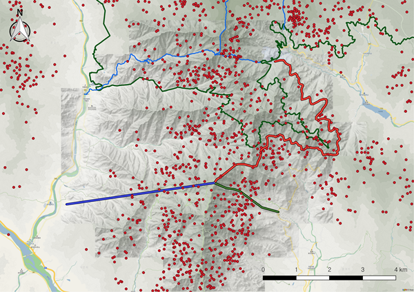 2004년에서 2020년 상반기까지 형제봉 일대에서 위치추적된 반달가슴곰 분포도  (이 사업에 의한 계획도. 붉은 선 산악열차, 파란 선 케이블카, 초록 선 모노레일).