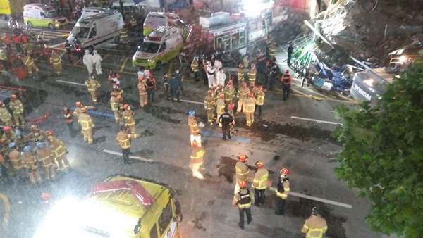 지난 6월 9일 17명의 사상자가 발생한 광주광역시 동구 학동 4구역 재개발 건물 붕괴 현장. ⓒ광주인