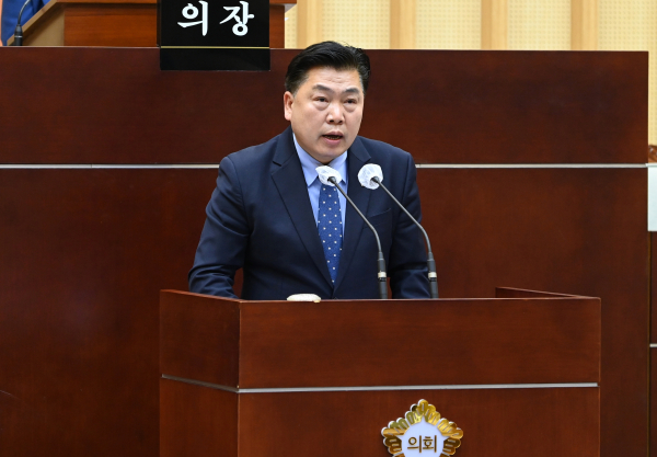 전승일 광주서구의원이 5분발언을 하고 있다.